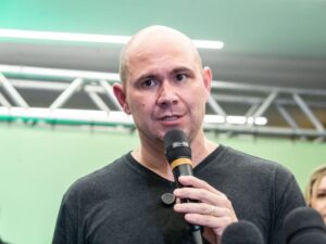 Abilio decreta ponto facultativo a partir do meio-dia na segunda-feira