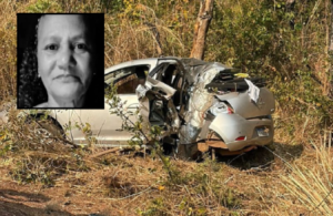 Mulher de 68 anos morre após carro sair da pista e capotar na BR-070