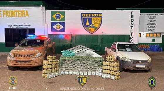 Dupla é detida após tentar fugir de bloqueio com carga de 250 kg de drogas em MT